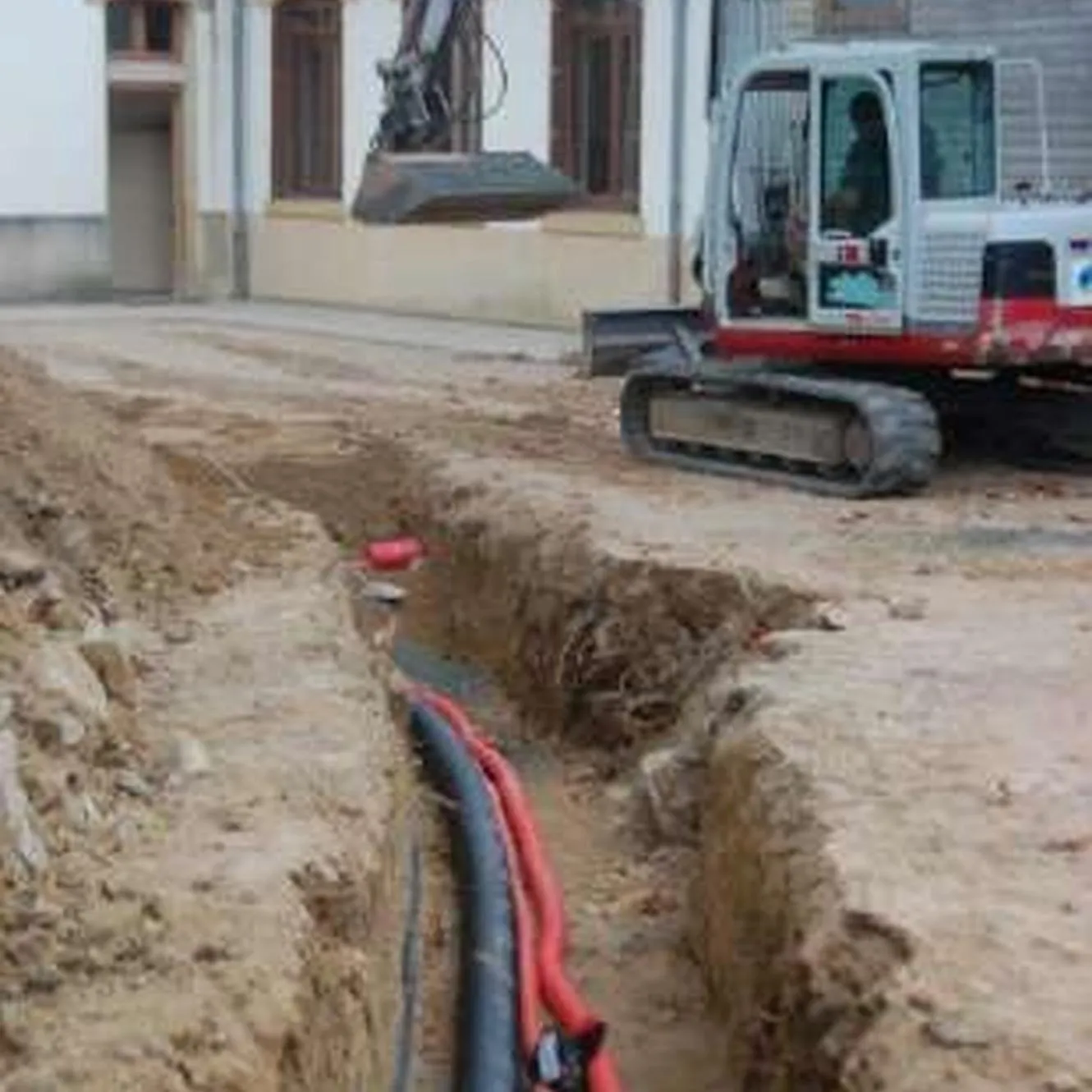 Tuyaux sourterrains de circulation des eaux